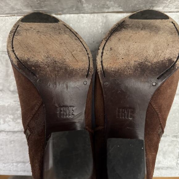 Frye Brown Suede Ankle Boots Cowboy Heeled Pointed Toe Zip Used Women's Size 6.5 - Picture 15 of 16